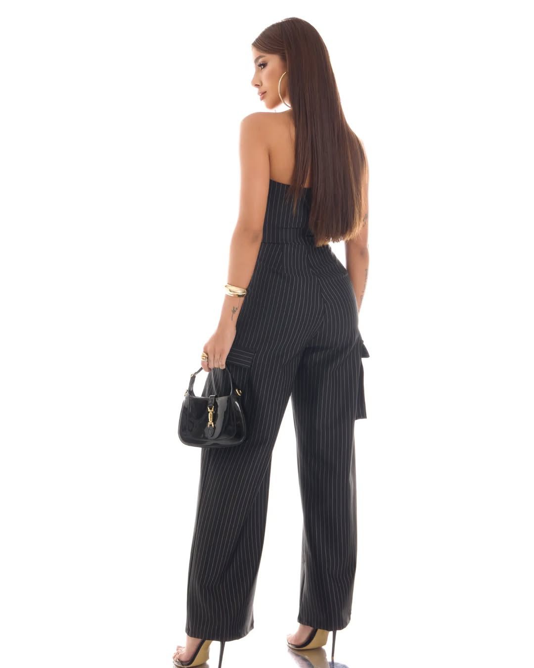 Macacão Risca de Giz Elegante Liora